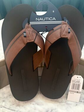 Nautica Men's Brown and Black Flip-Flop Sandals